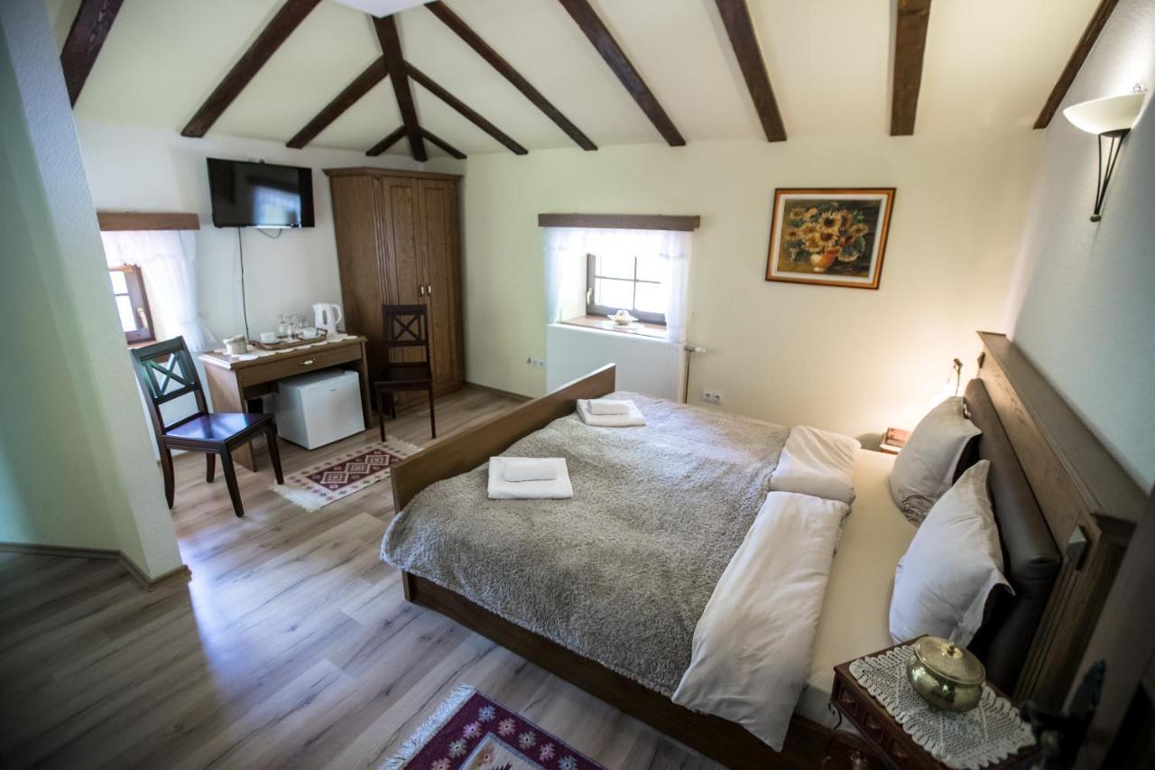 The House Of The Miyaks Hotel Rostusa Kültér fotó