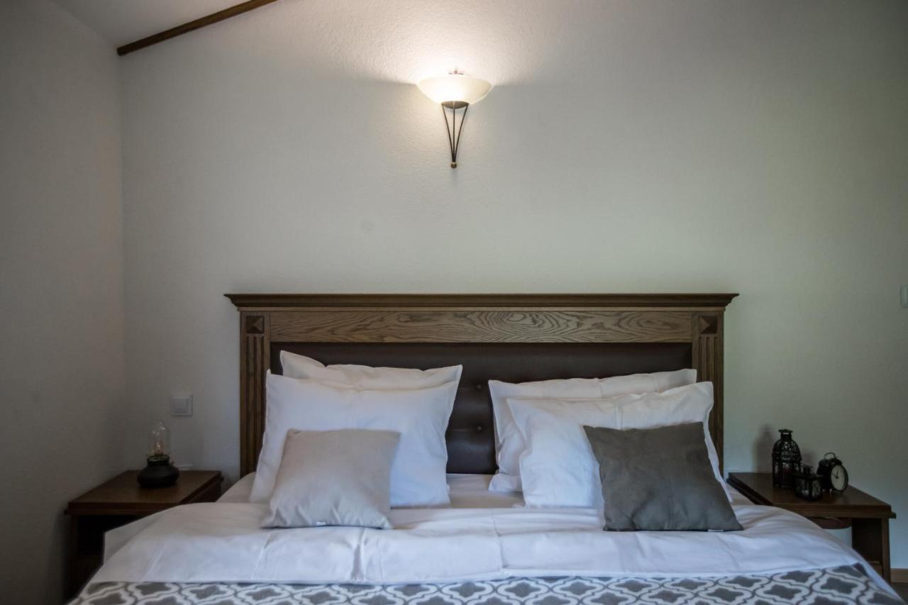The House Of The Miyaks Hotel Rostusa Kültér fotó