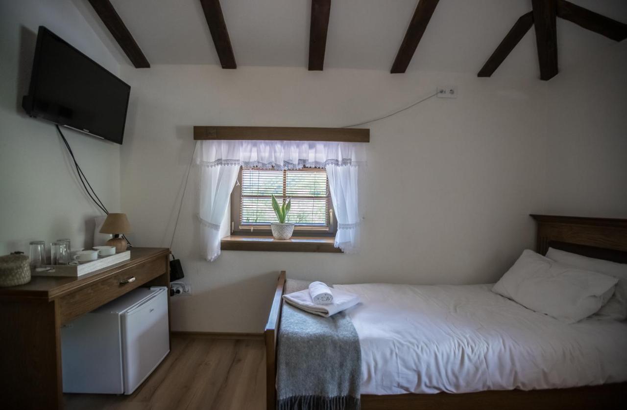 The House Of The Miyaks Hotel Rostusa Kültér fotó