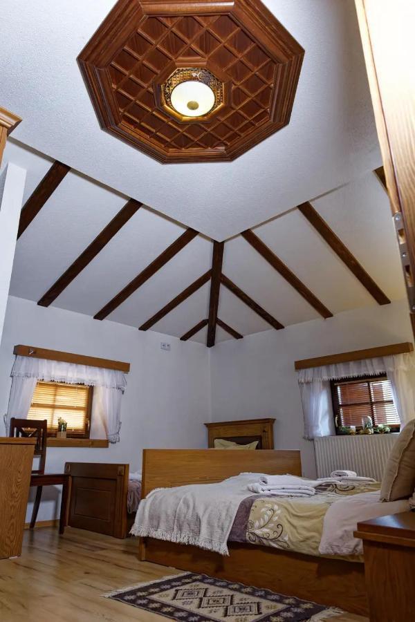 The House Of The Miyaks Hotel Rostusa Kültér fotó